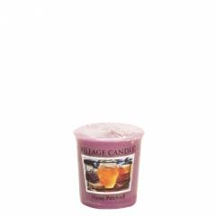 Свеча Village Candle Медовый пачули 57г (время горения до 16ч) Свеча Village Candle Медовый пачули 57г (время горения до 16ч)